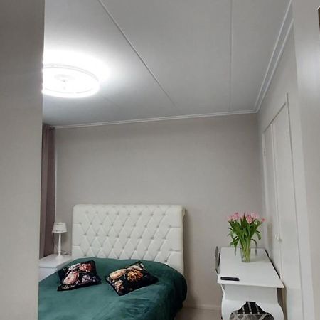 Cozy Room In Host House Near Rotterdam 马斯劳斯 外观 照片